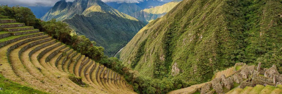 Terrasses de Wi&ntilde;ay Wayna sur le Chemin de l&rsquo;Inca au P&eacute;rou