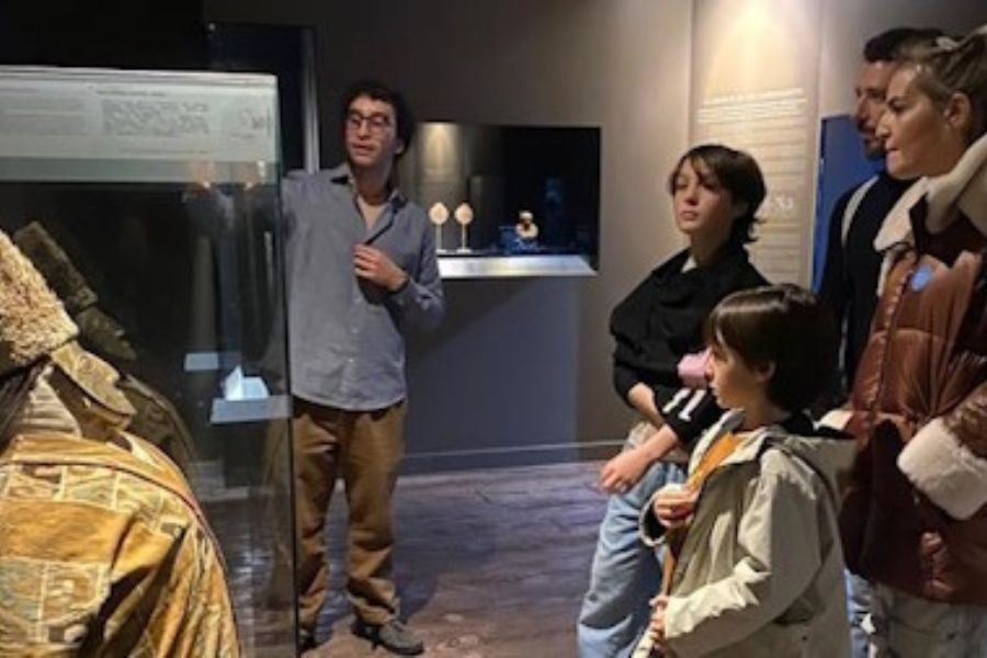 Réserve visible du public au musée Larco à Lima