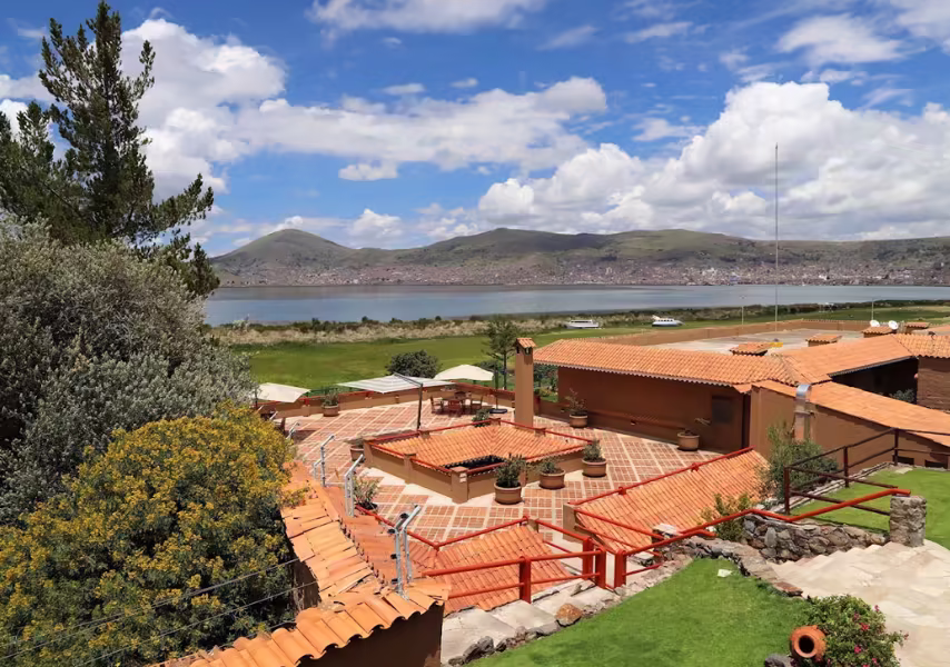LAC TITICACA
